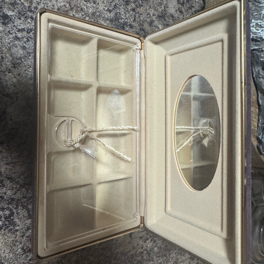 Vintage jewelry box